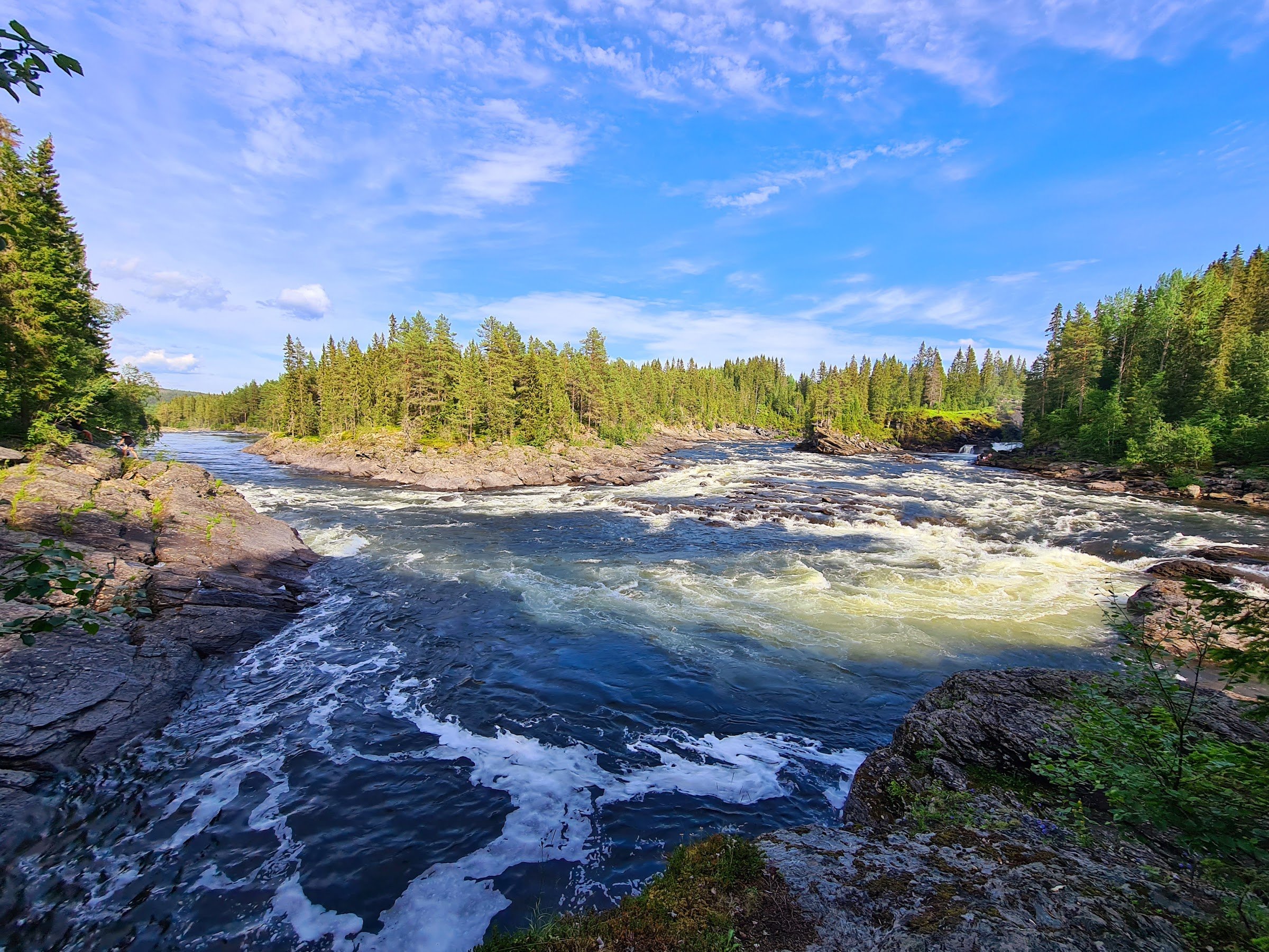 Ristafallet Camping (Ristafallet Waterfall Camping)